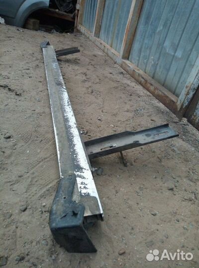 Подножка левая Suzuki Grand Vitara J20A 2011