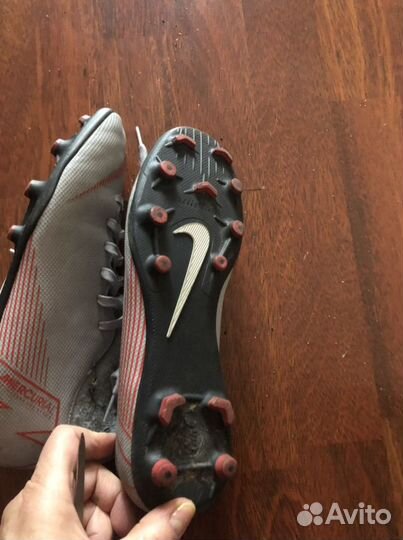 Футбольные бутсы 40 размер