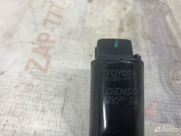 Моторчик омывателя фар Toyota Camry V70