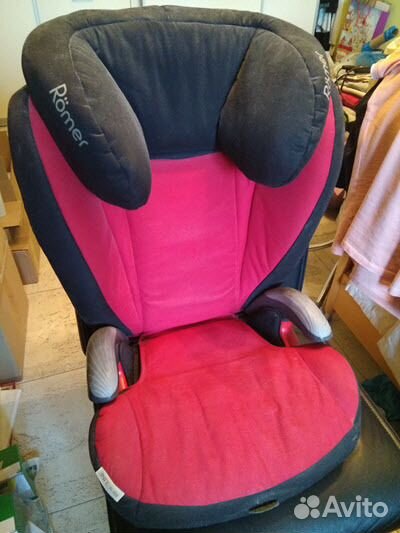 Кресло Romer черно-красное (15-36 кг)