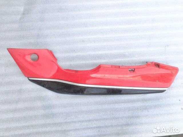 Suzuki RF 400 задний левый пластик