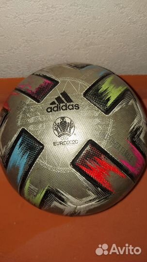 Футбольный мяч adidas euro 2024 ball