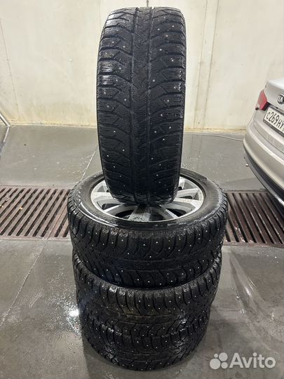 Коплект зимних колес toyota highlander