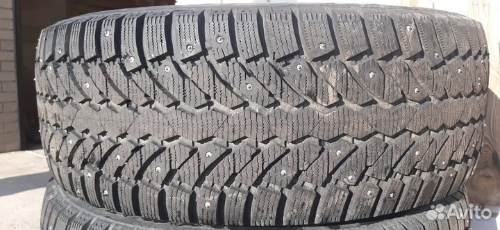 Pirelli Formula Ice 235/60 R18