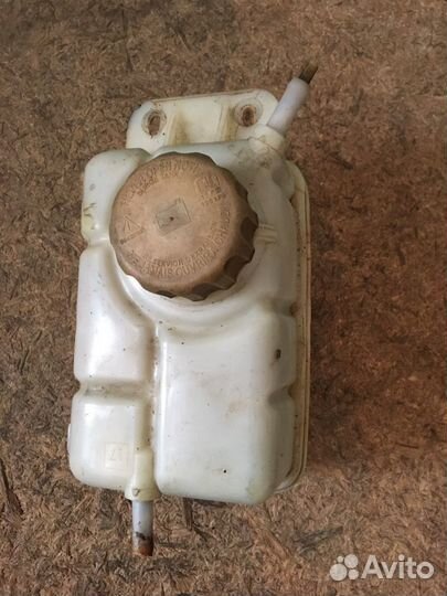 Крышка расширительного бачка на aveo T250