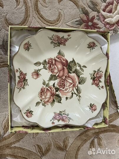 Фруктовница на ножке