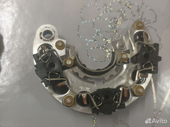 Диодный мост и щетки на генератор