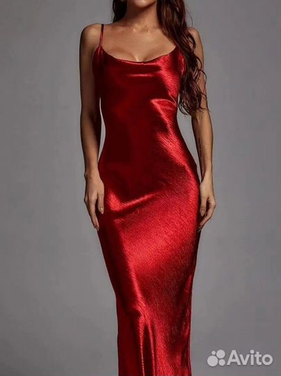 Новое вечернее атласное платье 42р