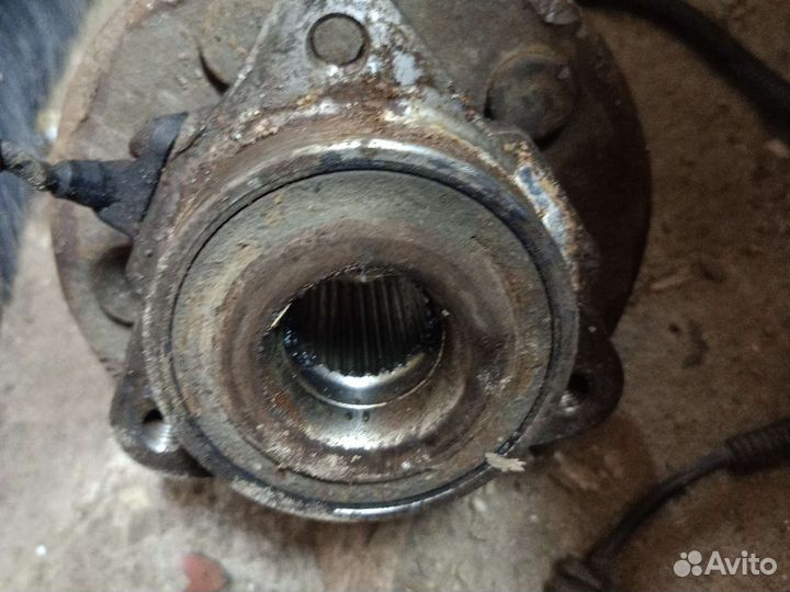 Передняя ступица форд эксплорер 3