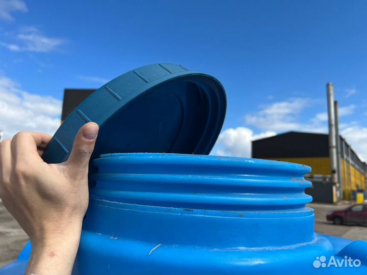 Емкость пластиковая 3 м3 для сыпучих продуктов (ве