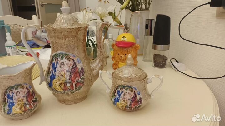 Набор посуды ' Мадонна