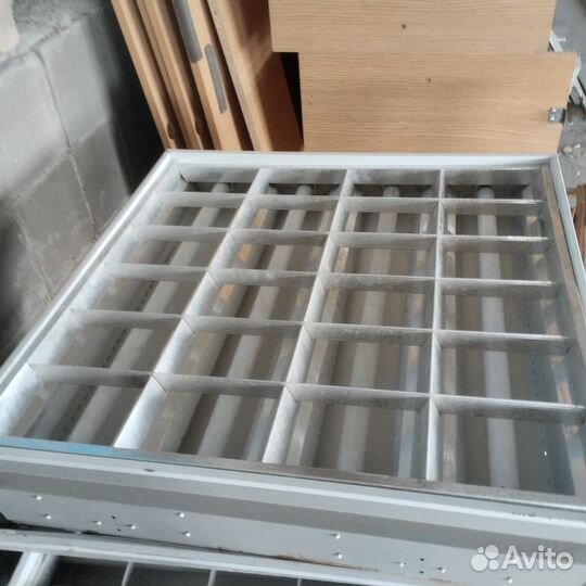 Офисный плафон