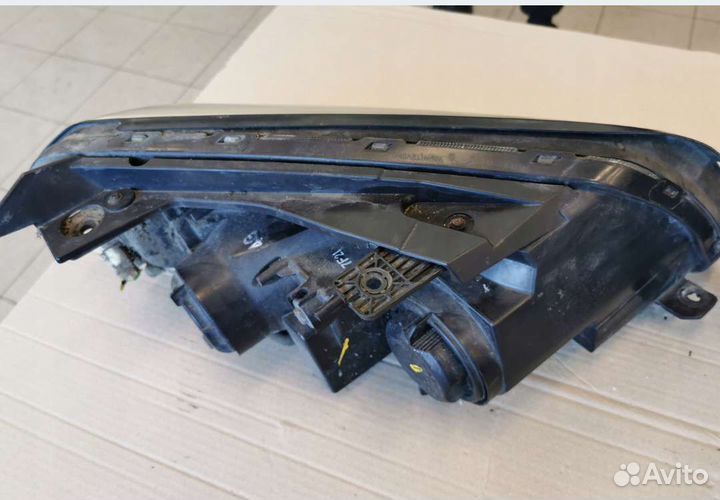 Chevrolet captiva 06- фары передние левая и правая