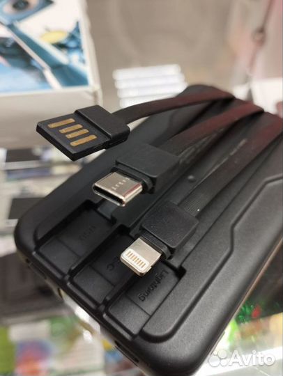 Power bank с беспроводной зарядкой