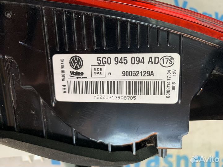 Фонарь задний внутренний правый Volkswagen Golf 7