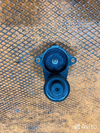 Моторчик стояночного тормоза задний Audi Q3 8U