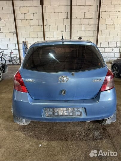 В разборе Toyota Yaris, 2008 г.в., 1.3 2SZ