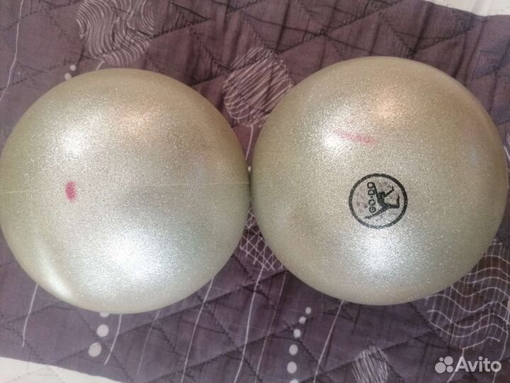 Гимнастический мяч 15см