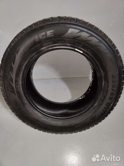 Formula Ice 235/65 R17 108T