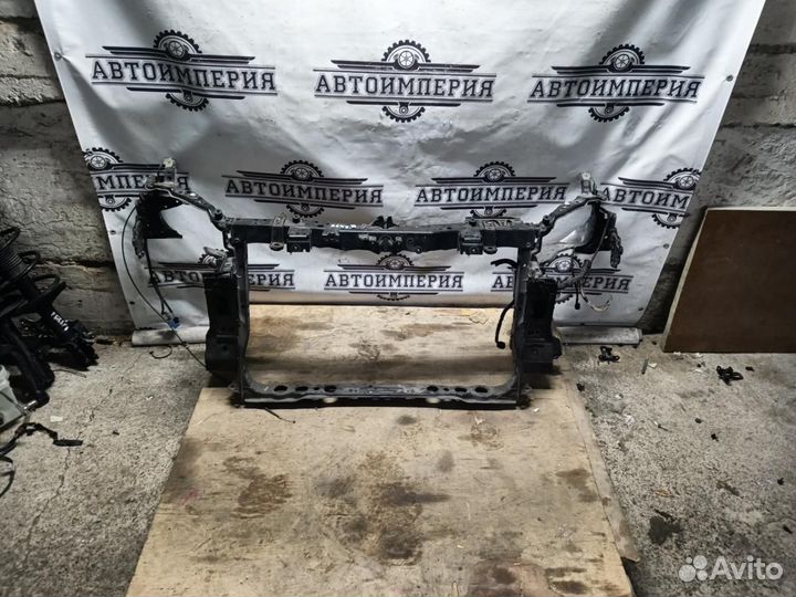 Передняя панель Toyota Prius 30 2010 1.8