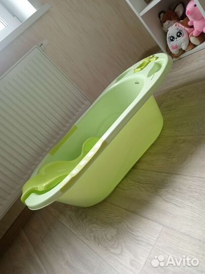 Ванночка для купания с горкой