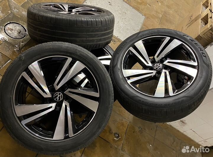 Колеса vw Touareg III Nevada r20 original+Pirelli