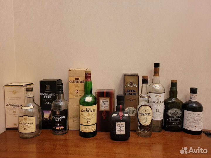 Бутылки, тобусы, коробки