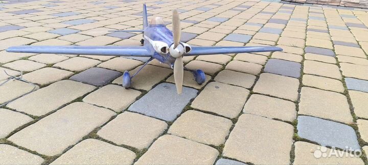 Радиоуправляемый самолёт