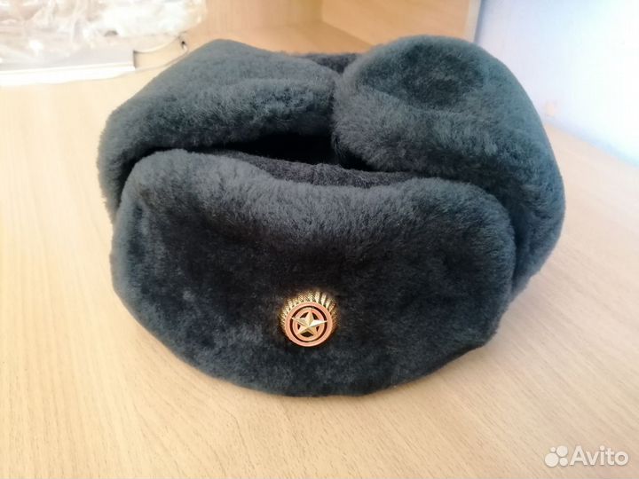 Шапка ушанка военная с кокардой