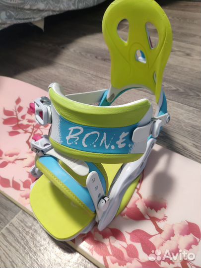 Сноуборд с креплениями 147