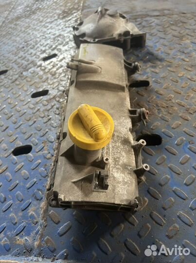 Крышка двигателя Renault Logan 8кл Логан