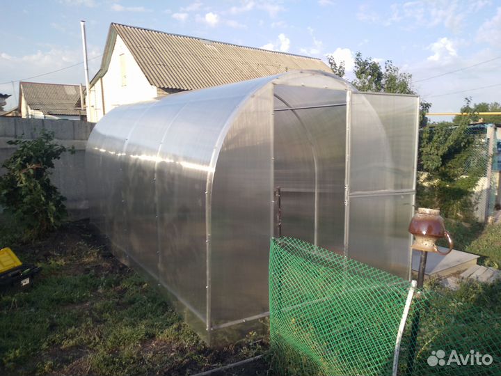 Теплица арочная