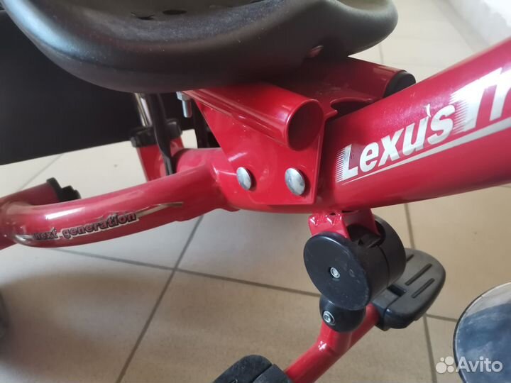 Детский велосипед с родительской ручкой