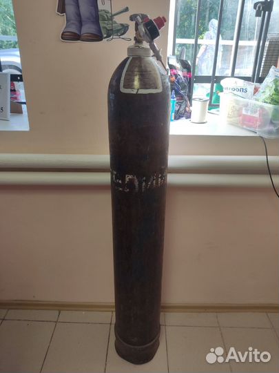 Гелиевый баллон