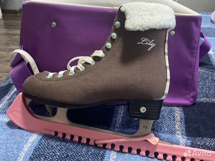 Коньки женские 38