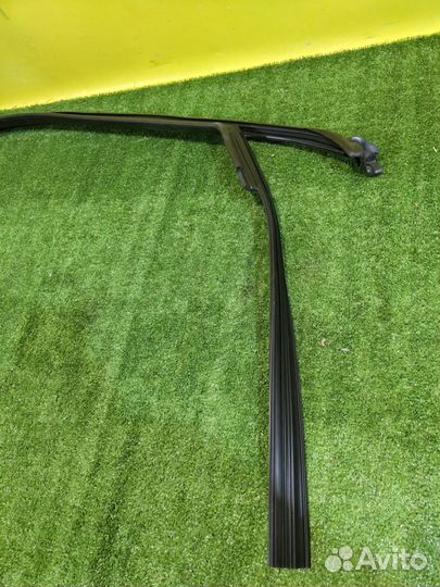 Уплотнитель стекла двери передней левой Haval (Ха