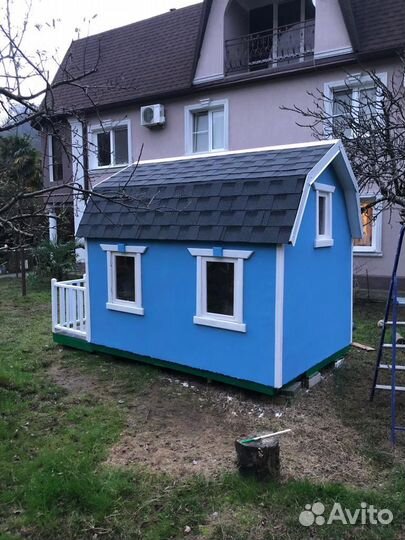 Детский игровой домик из дерева