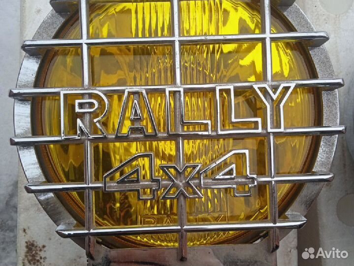 Фара противотуманная Dlaa