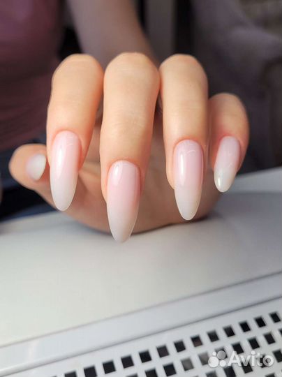 Маникюр на дому