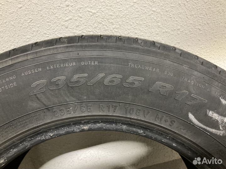 Pirelli Carrier All Season 235/65 R17 108