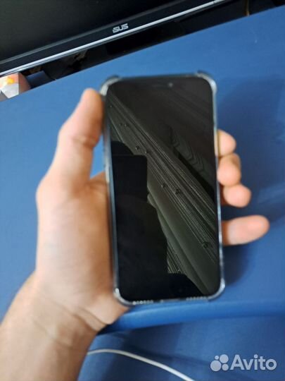 Телефон iPhone XS