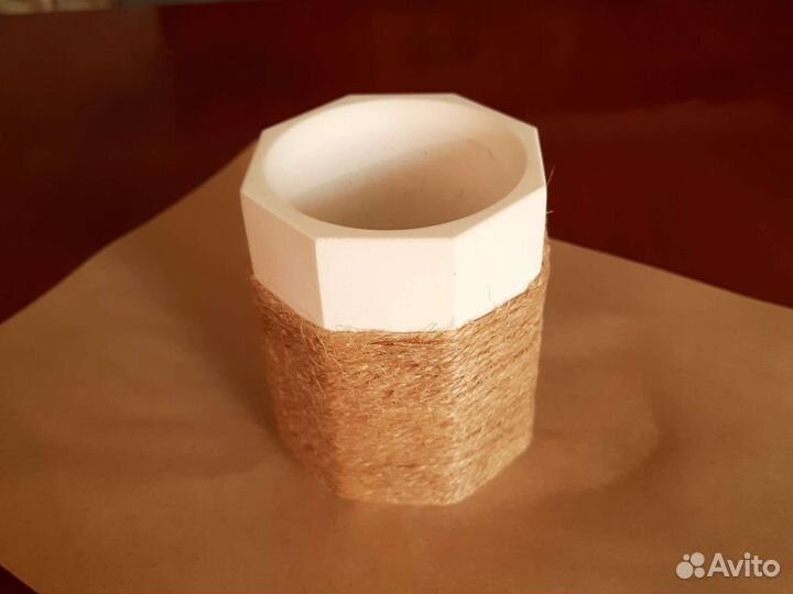 Гипсовая карандашница