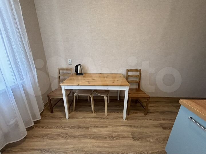 2-к. квартира, 65 м², 4/5 эт.