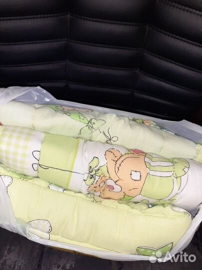 Противоударники в кроватку