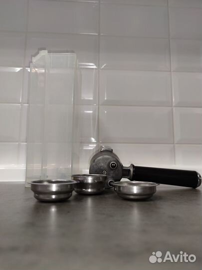 Кофеварка рожковая delonghi ecp31.21 черный