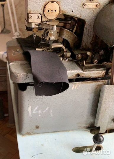 Петельная машина Минерва М761-2