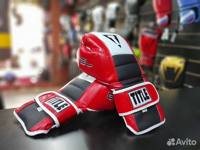 Боксерские перчатки Title Gel Hit it Hart