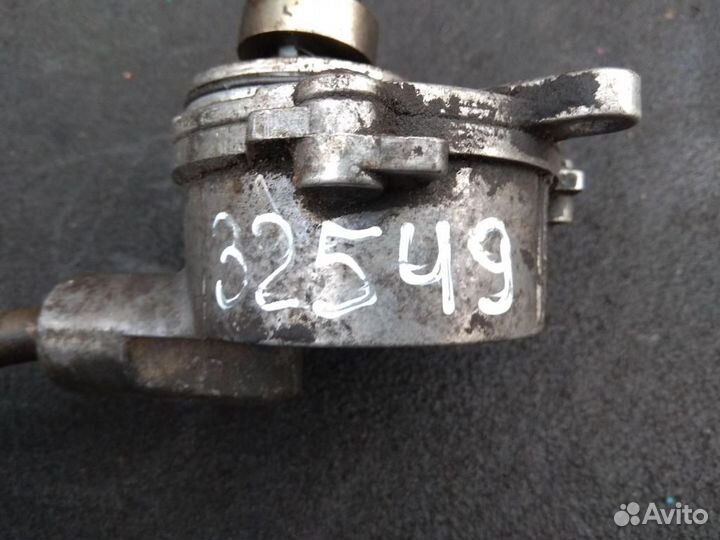 Насос вакуумный A6112300065 2.2 CDI Mercedes