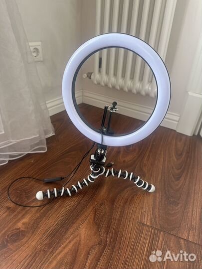 Кольцевая лампа