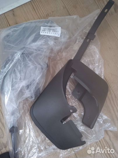 Брызговики toyota ipsum